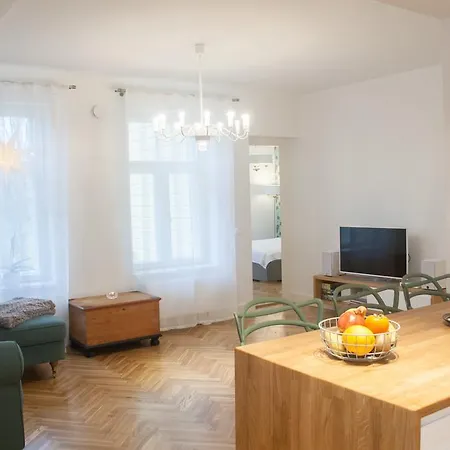Апартаменты City Center - Toompuiestee Таллин